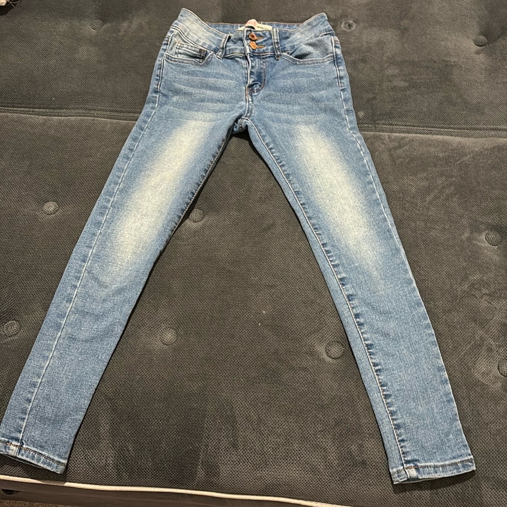 Ankle denim divas size 10 skinny jeans